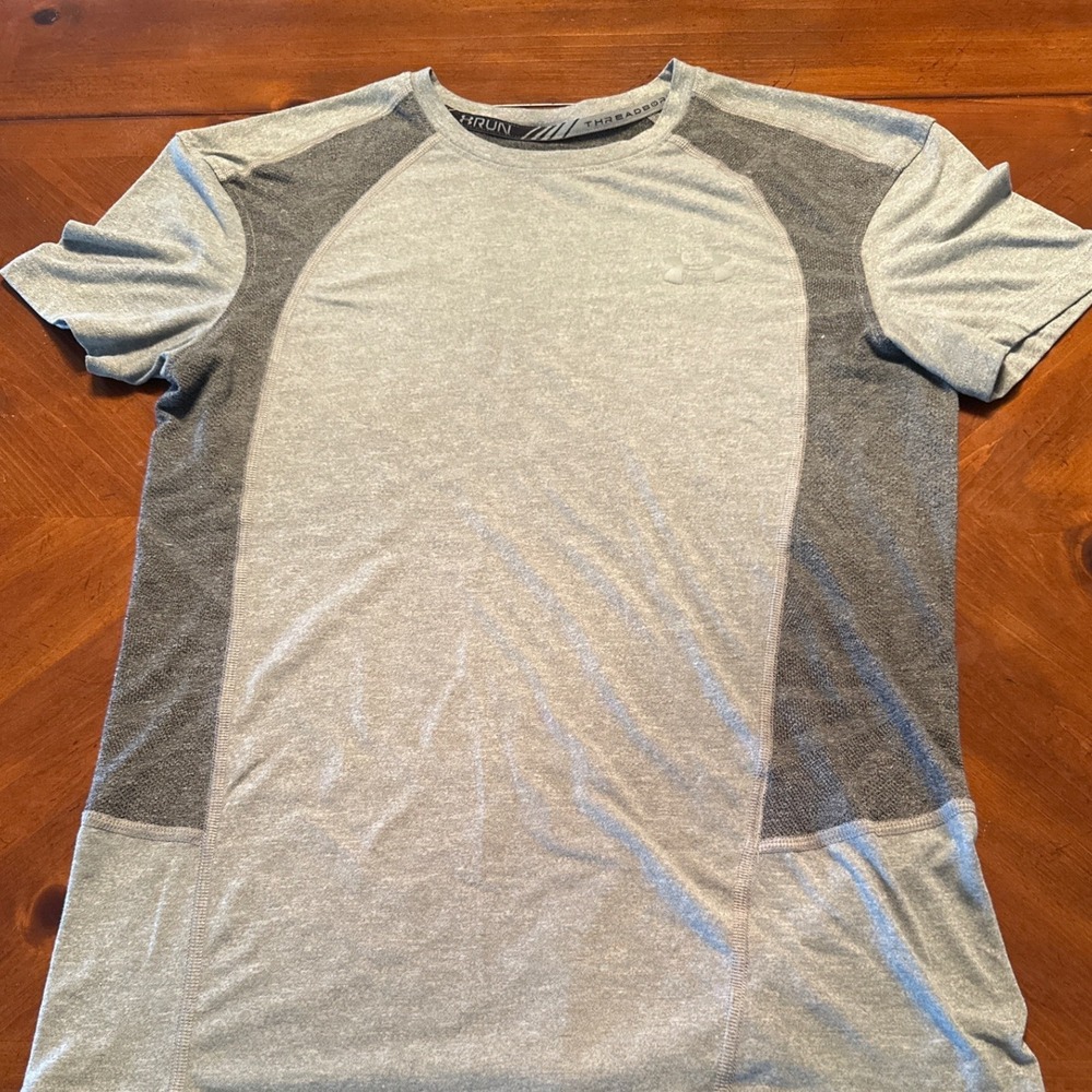 Under Armour Threadborne Run Mens Small Gray Excellent Fitted HeatGear Shirt